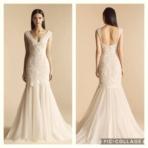Elegant Cream Lace Mermaid Wedding Dress with Scoop Back